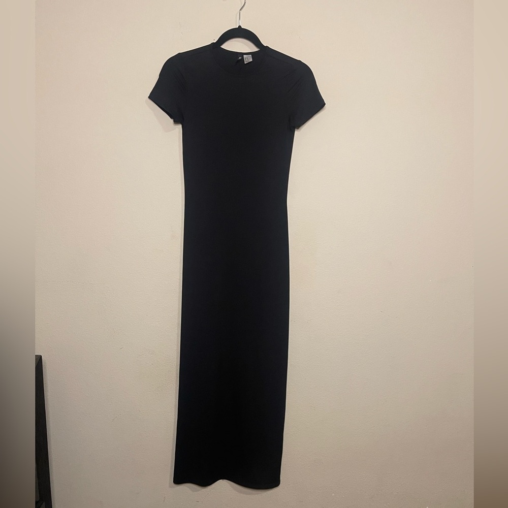 H&M Divided Black Fitted Stretchy Crewneck Maxi Dress